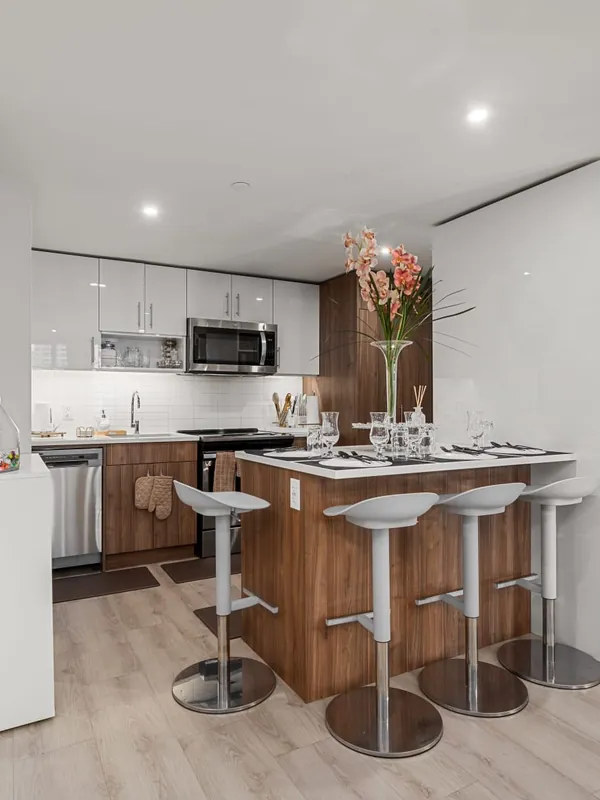 Immaculate kitchen prepared for arriving guests